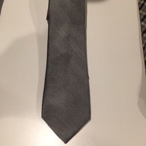 5/$25 Penguin grey patterned Med width tie